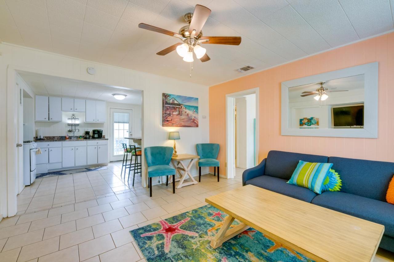 Beautiful Rockport Townhome - Walk To Aransas Bay! Luaran gambar
