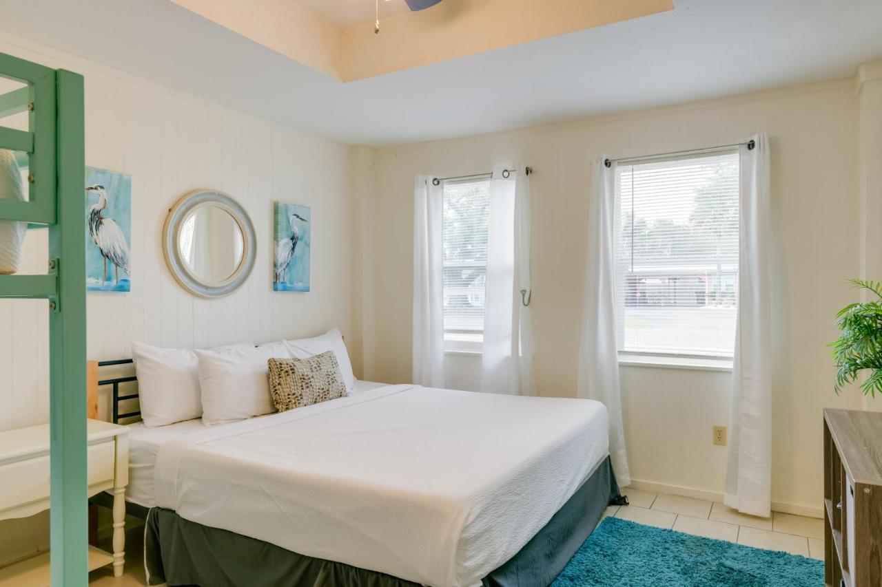 Beautiful Rockport Townhome - Walk To Aransas Bay! Luaran gambar